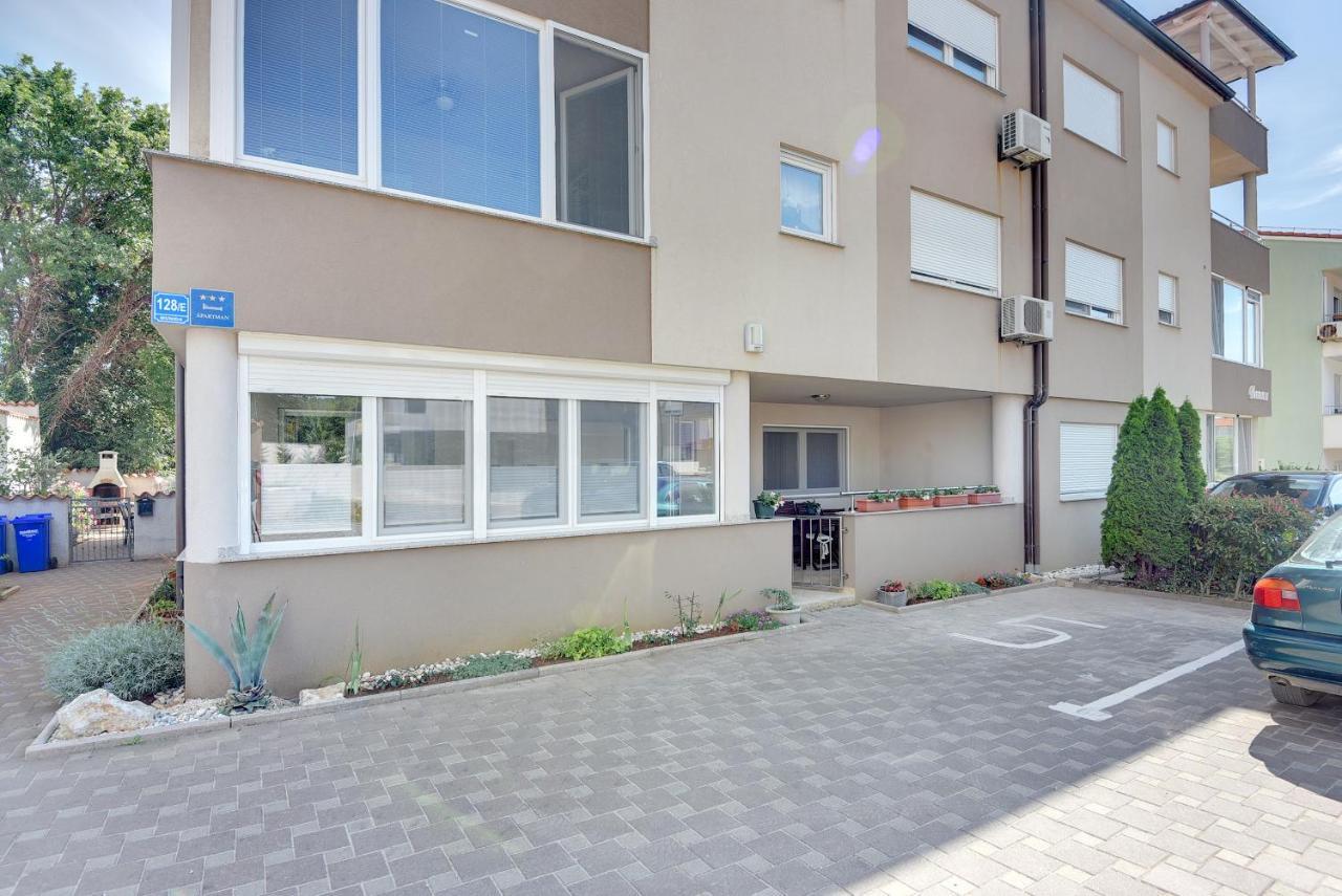 Apartment Mores Medulin Exterior photo